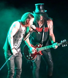 Slash And Myles Rock!